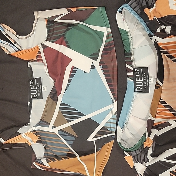 Two Piece Set - Picture 2 of 2